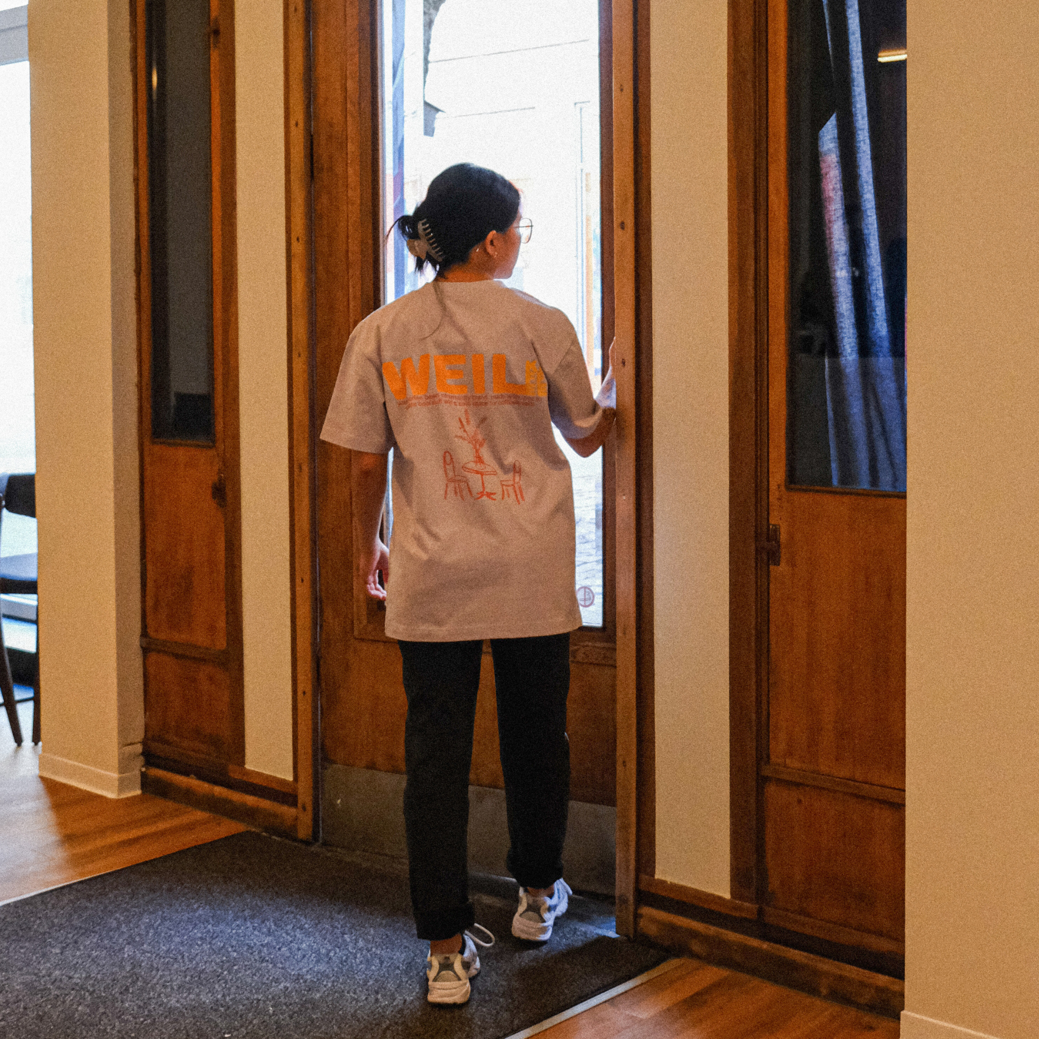 Unisex Oversize Shirt Weil Kaffee (yellow version)""