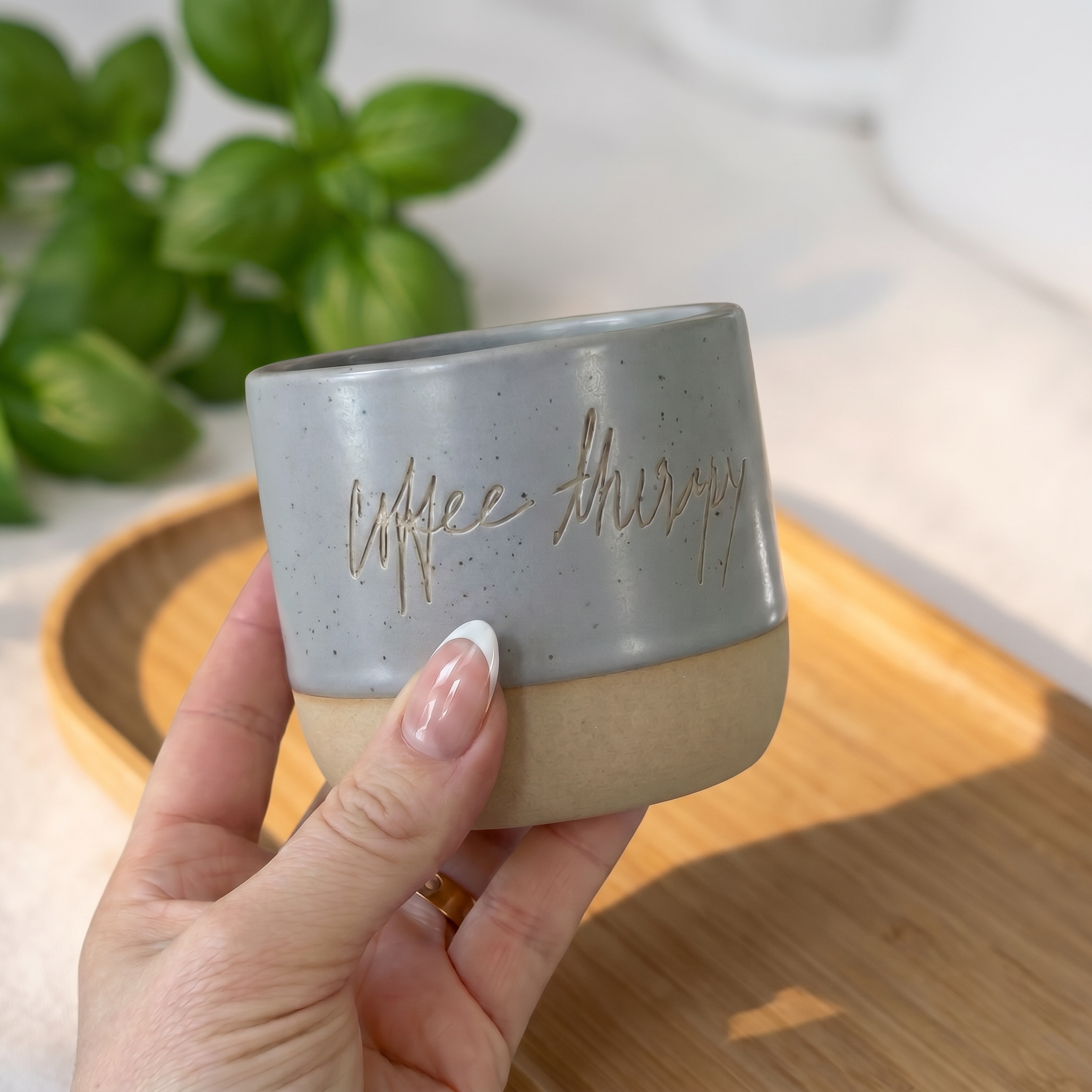 "Coffee Therapy" - Handgezeichnete Keramiktasse