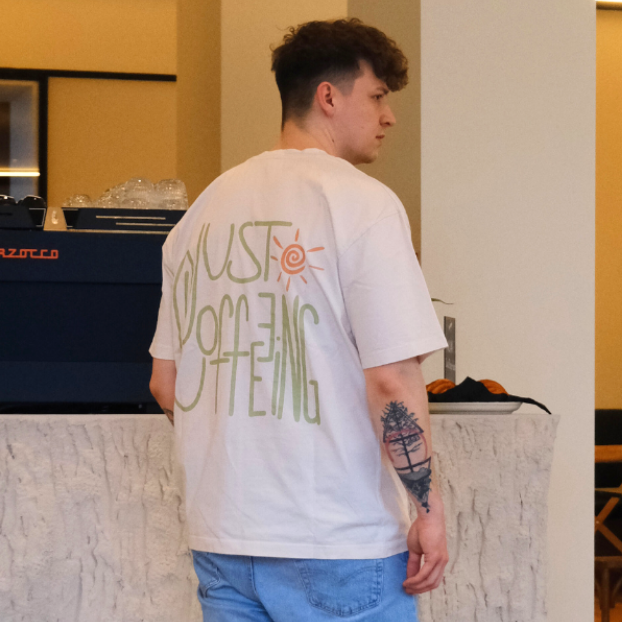 Oversize Shirt "Just Coffeeing"