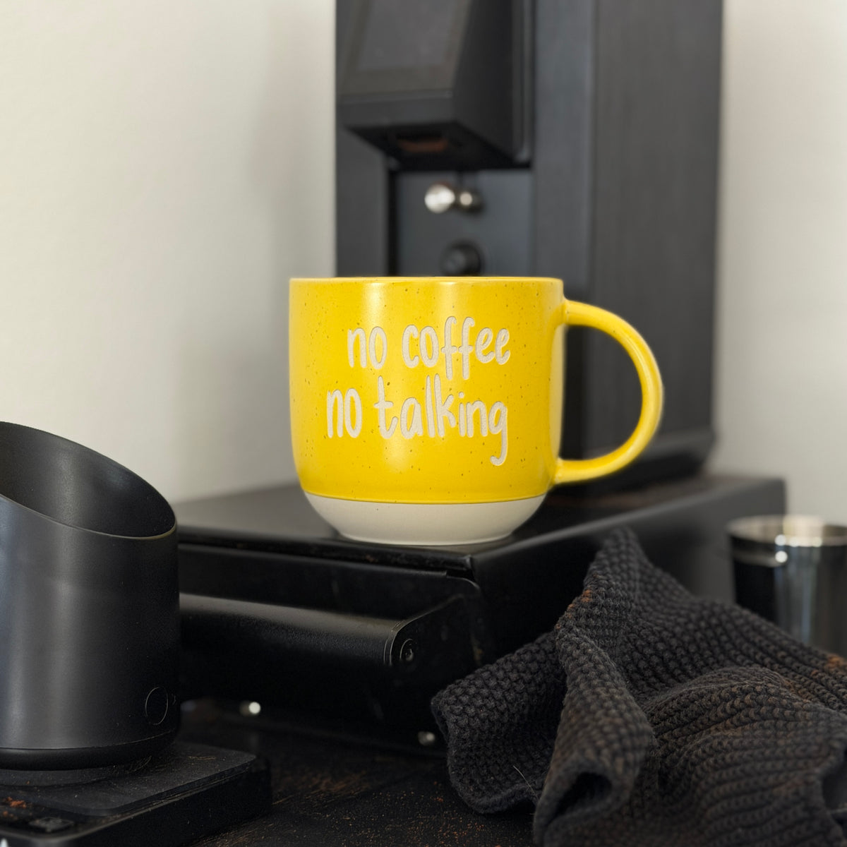 "No Talking" - Handgezeichnete Keramiktasse | 360ml